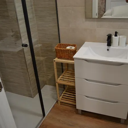 Greco 8 Guest house
